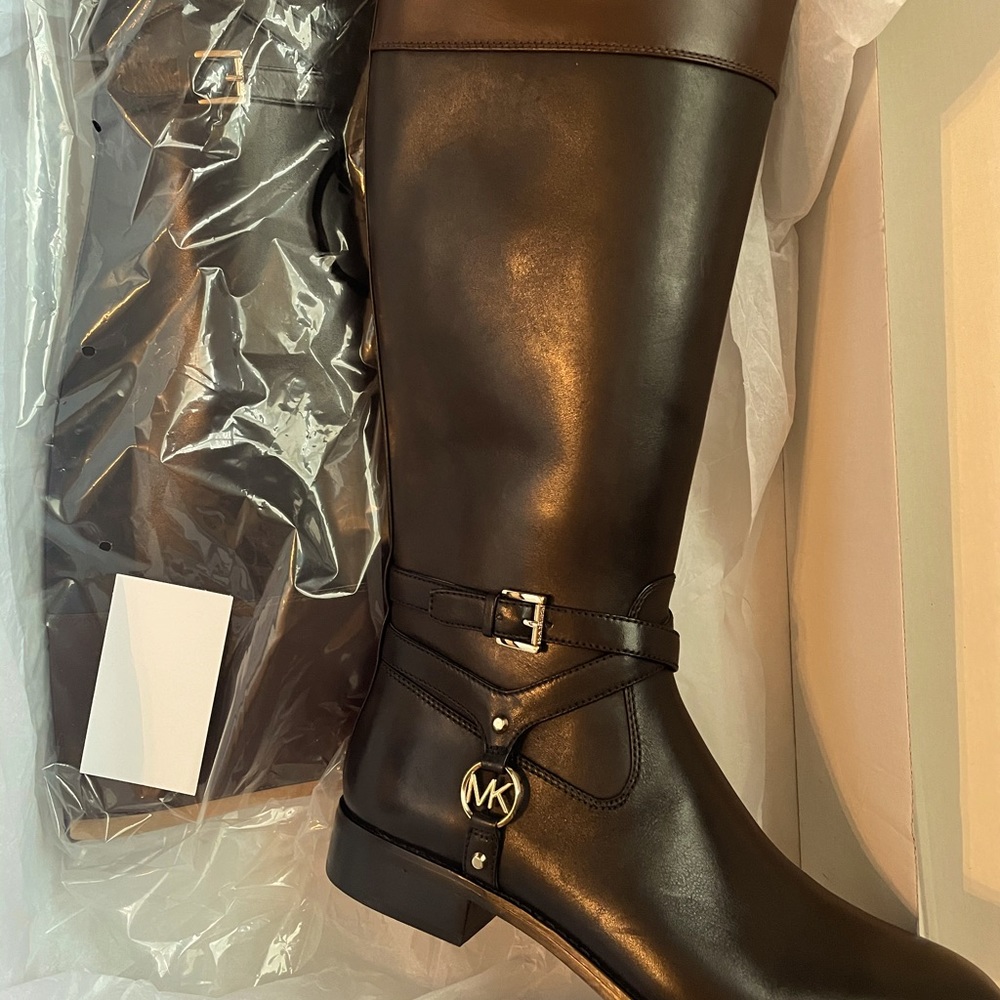 Women’s riding boots
